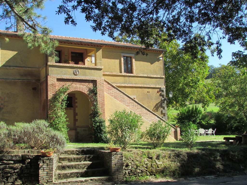 Agriturismo Dea Valfabbrica Luaran gambar